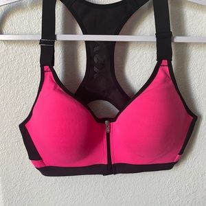 Never worn VS sports bra
